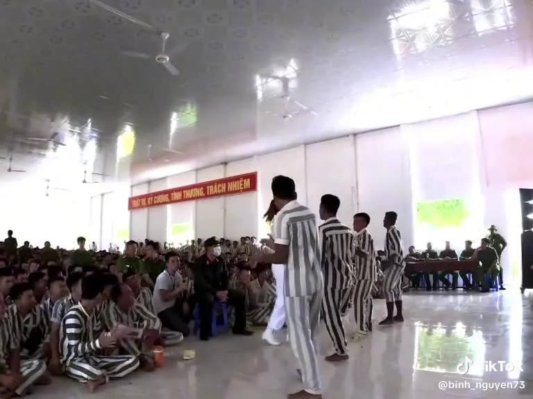 Preview for 1000011808