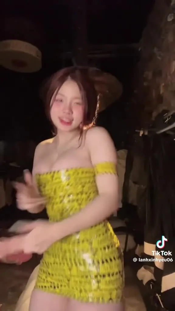 Preview for Video 1277931