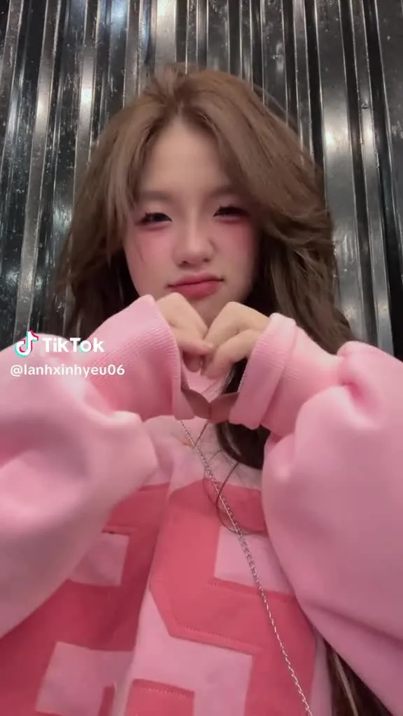 Preview for Video 1277935