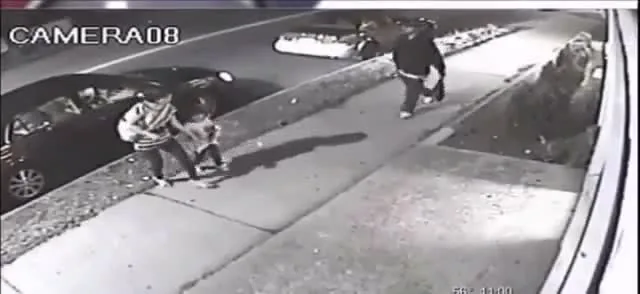 Preview for 這是什麼垃圾母親~居然丟下孩子