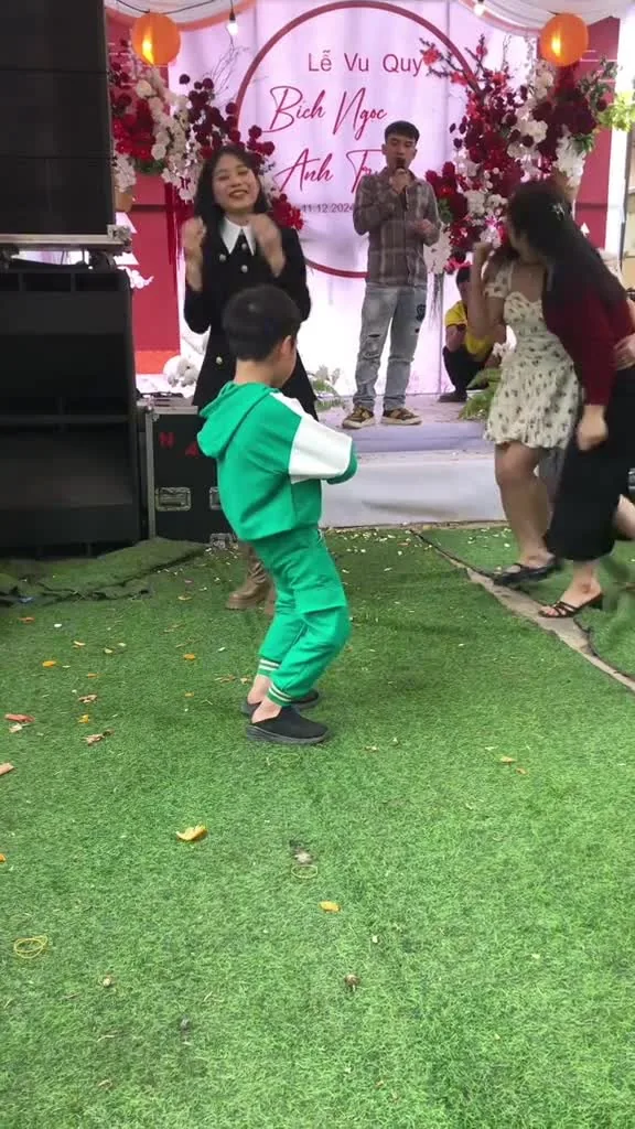 Preview for Video 1231219