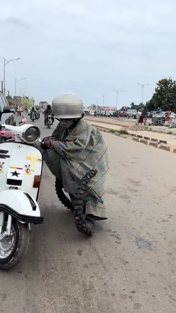 Preview for 400448475088882977