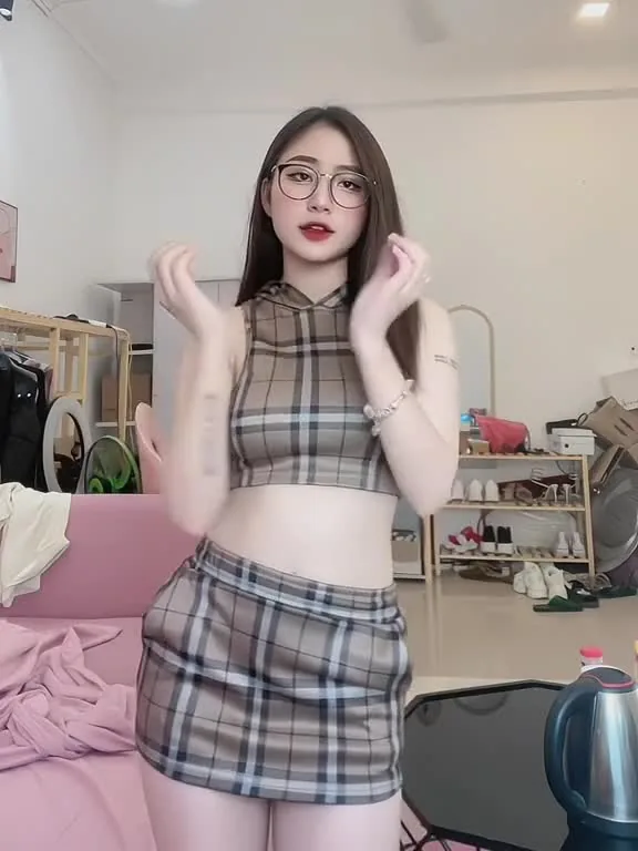 Preview for Video 1214886