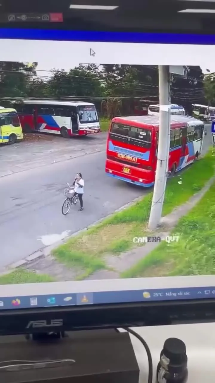 Preview for KCN Tân Hương Tiền Giang sáng hôm nay, mn ra đường chú ý cẩn thận HHĐP