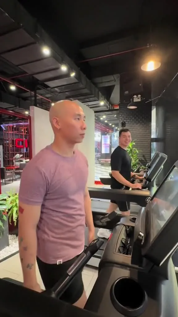 Preview for 235845308