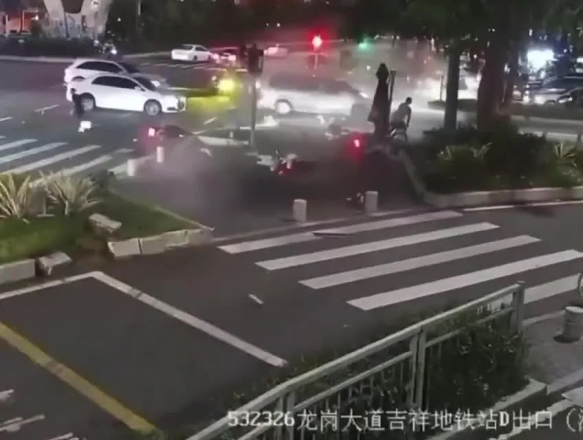 Preview for 496915860