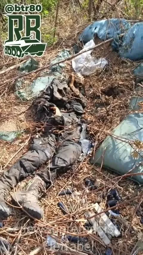 Preview for 67215681952b8