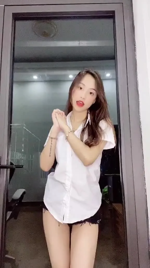 Preview for Video 1214923