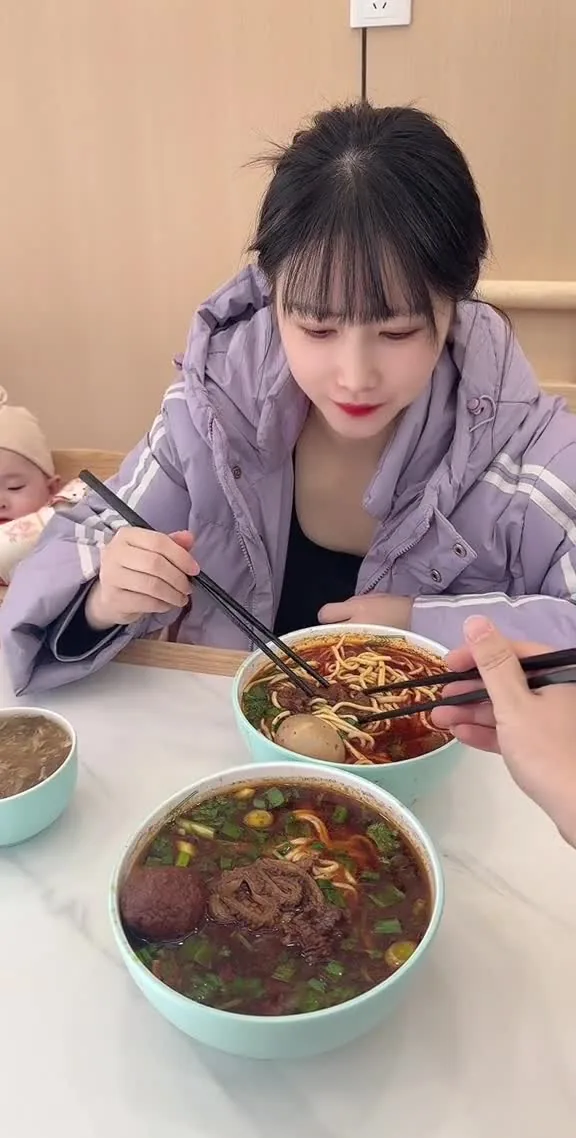 Preview for Video 1261291