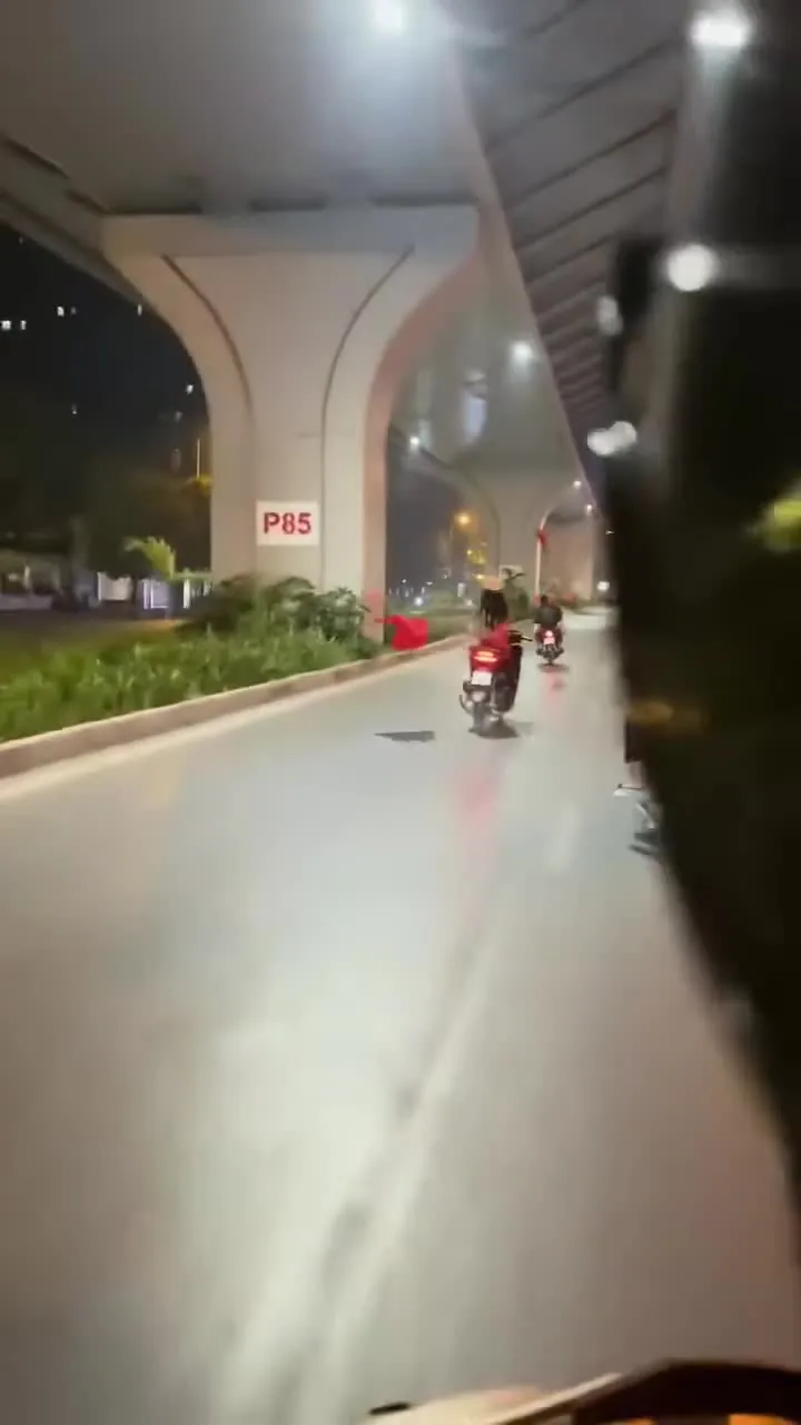 Preview for Bình luận (14)