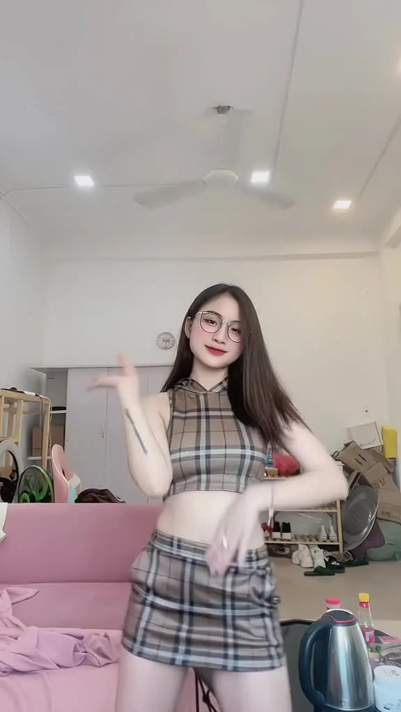 Preview for Video 1214887