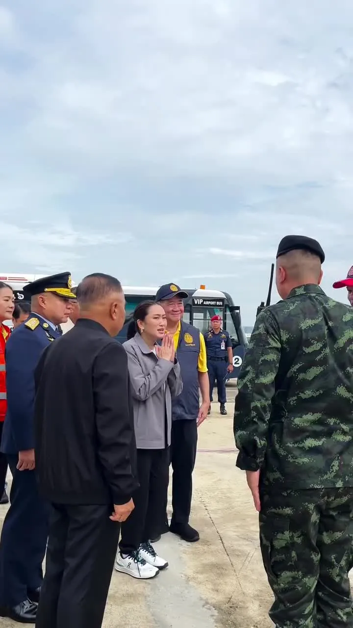 Preview for 352900473