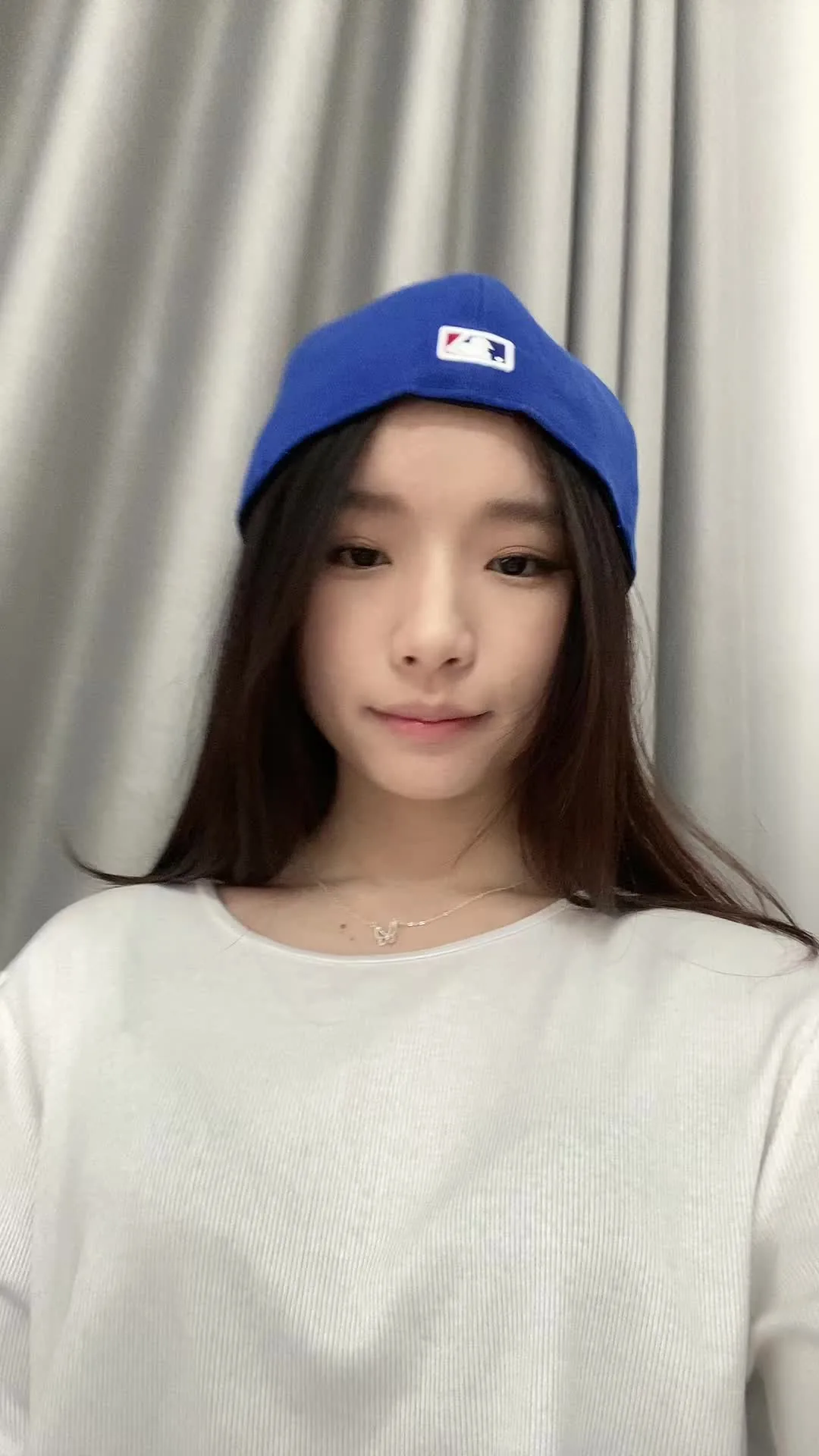 Preview for 705489065